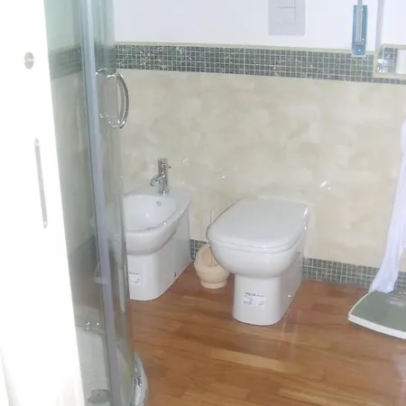 Lejlighed 2 Bedrooms With Terrace And Wifi At Roccella Ionica
